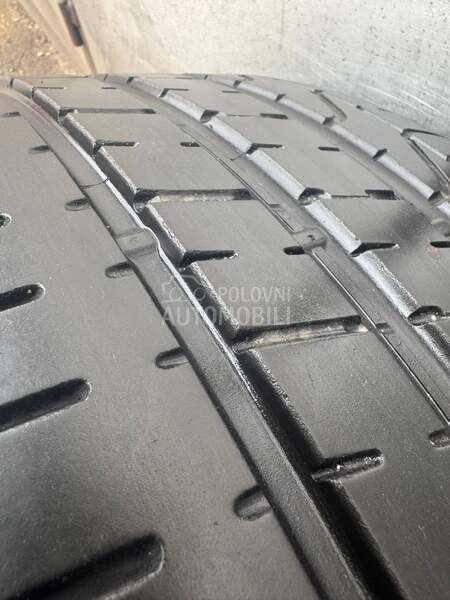 Pirelli 295/35 R21 Letnja