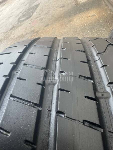 Pirelli 295/35 R21 Letnja