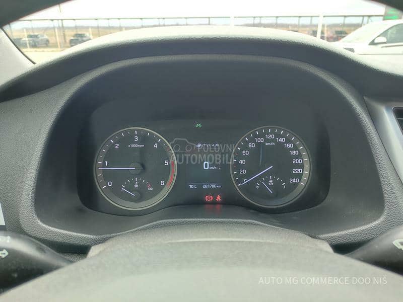 Hyundai Tucson 1.7 CRDi