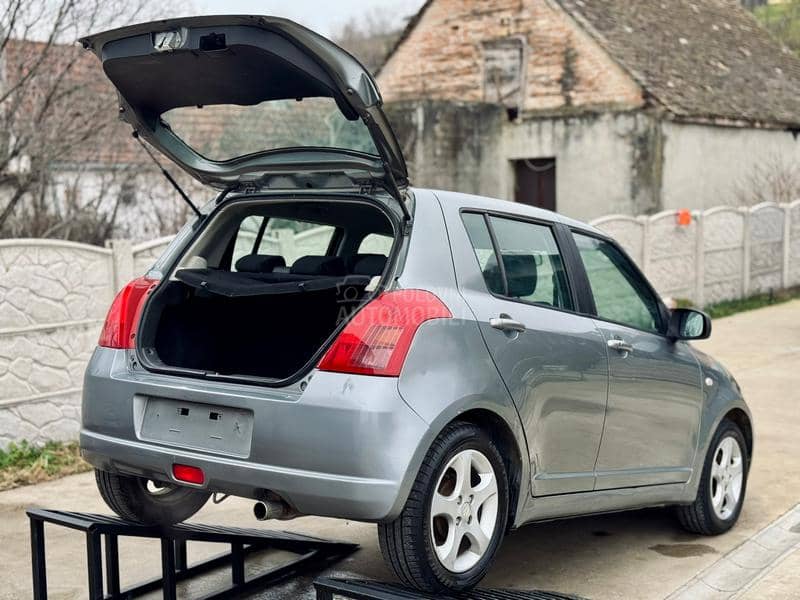Suzuki Swift DOHC/5VR/ODRŽAVAN