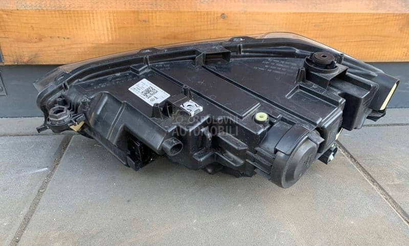 far desni ful led orginalan