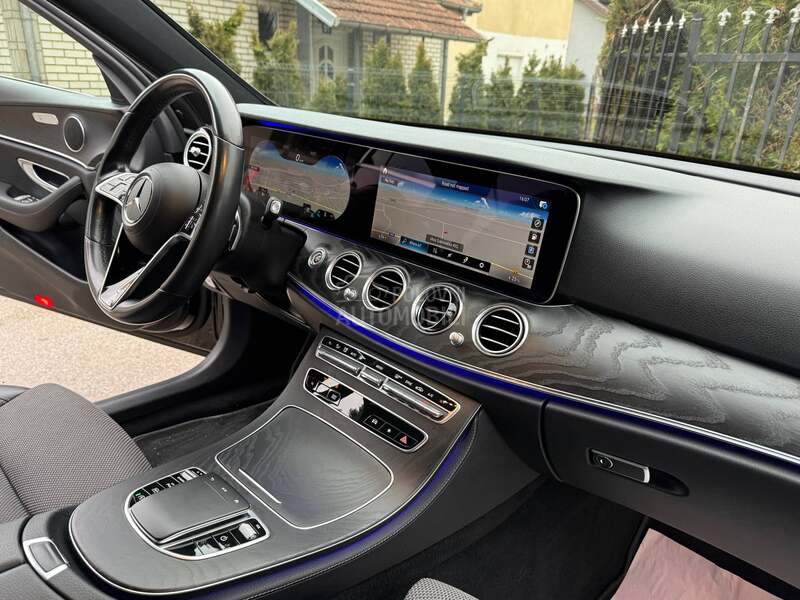 Mercedes Benz E 220 AVANGARDE