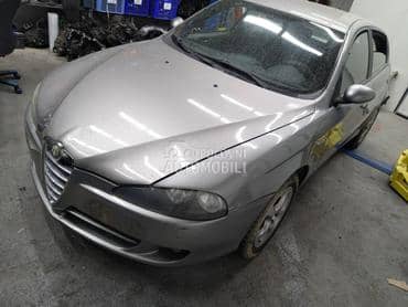 Alfa Romeo 147 -  kompletan auto u delovima