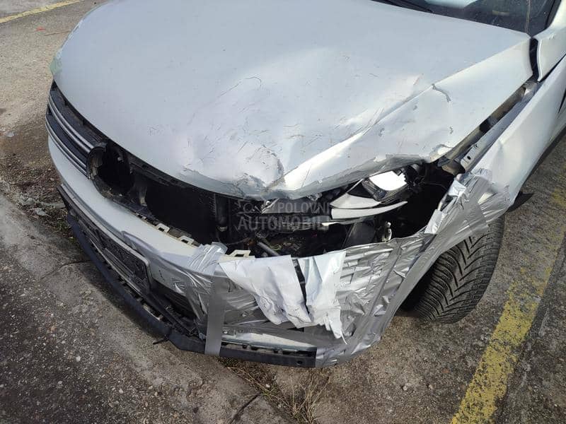 Volkswagen Tiguan 2.0tdi XenPdcTemKuk