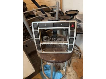 Središnja konzola za Ford Galaxy od 2002. do 2007. god.