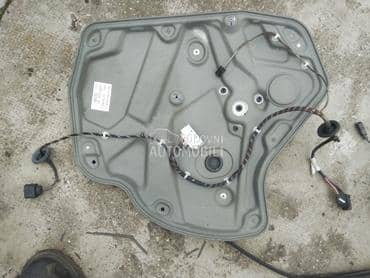 Zadnji levi podizac za Škoda Octavia