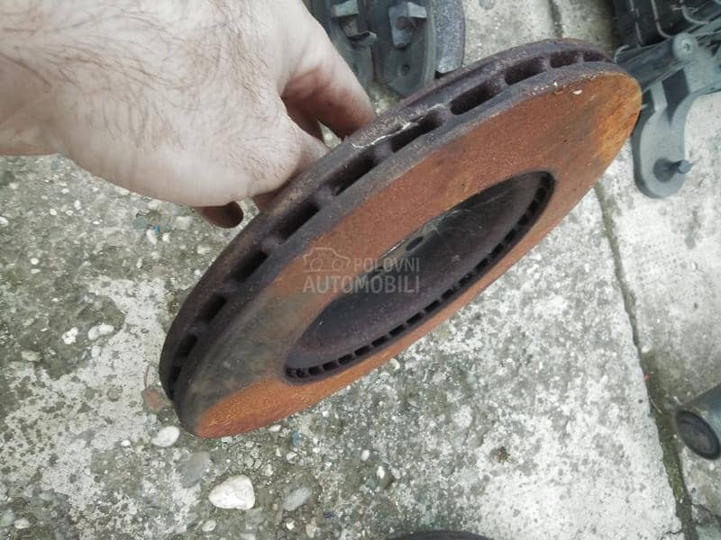 Prednji diskovi i plocice