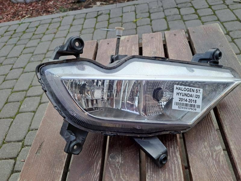 Leva maglenka svetlo za maglu