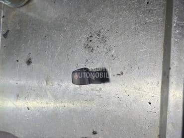 prekidac svacetiri migavca za Audi A4 od 2008. do 2015. god.