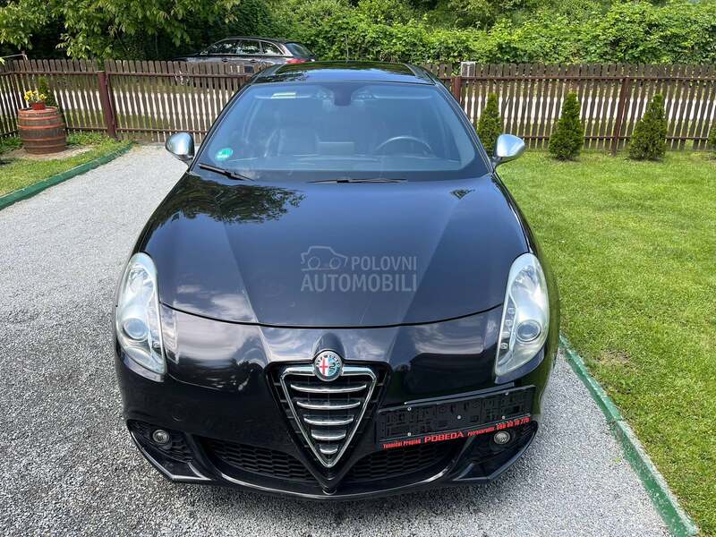 Alfa Romeo Giulietta 1.6Jtdm / N.A.V.I