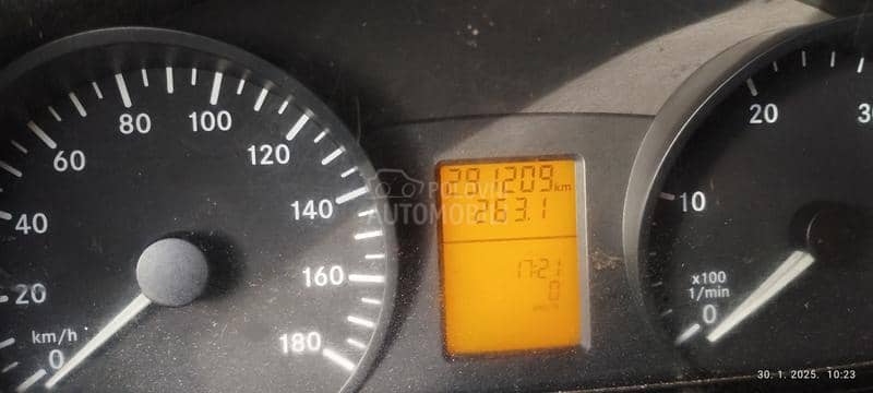 Mercedes Benz SPRINTER 646