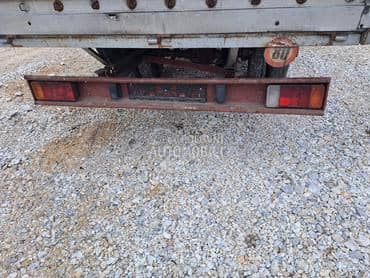 Branik za zastavu rivala