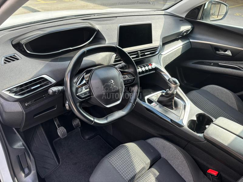 Peugeot 3008 1.5 HDI BUSINESS
