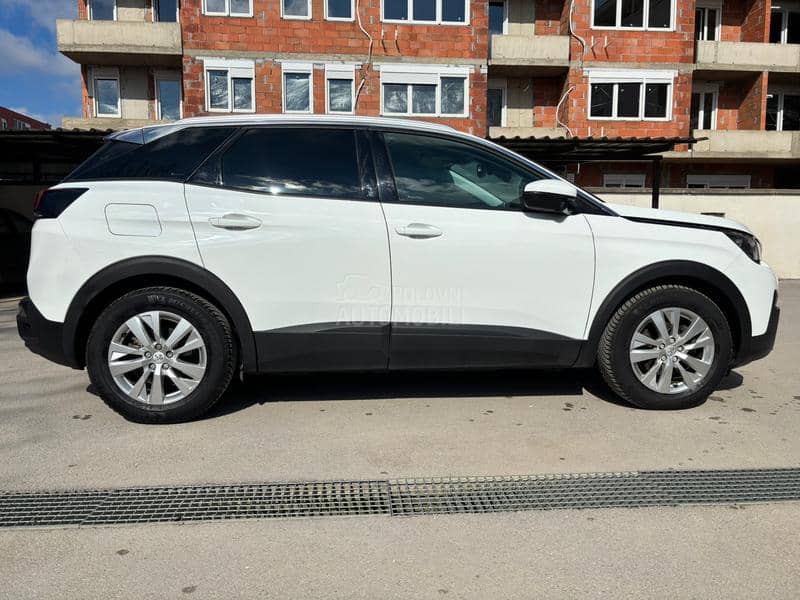Peugeot 3008 1.5 HDI BUSINESS