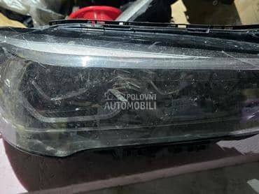 desni far led f48 lci za BMW X1