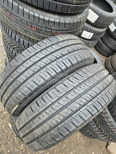 Michelin 215/60 R17 Letnja