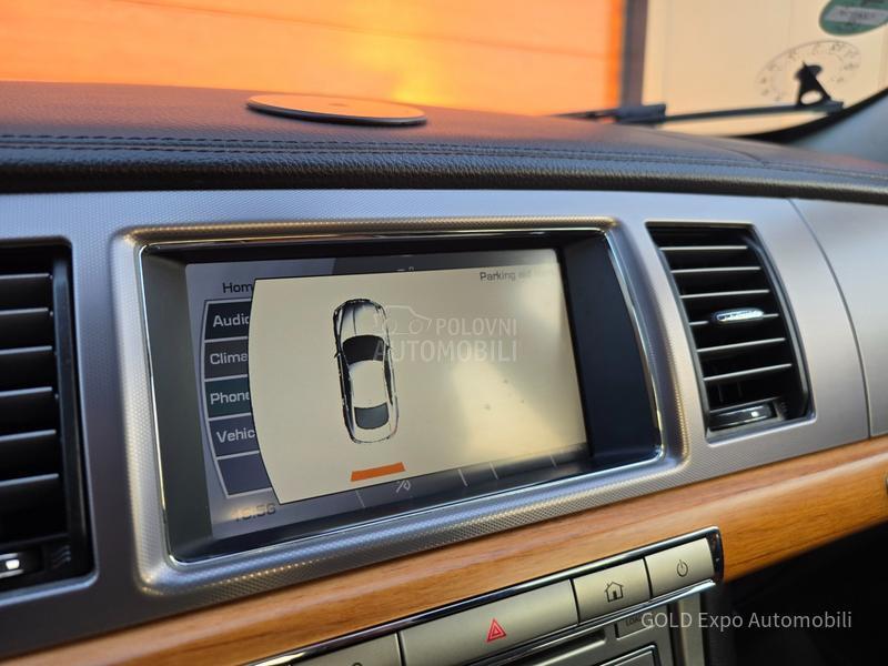 Jaguar XF 3.0D V6 PREMIUM LUX