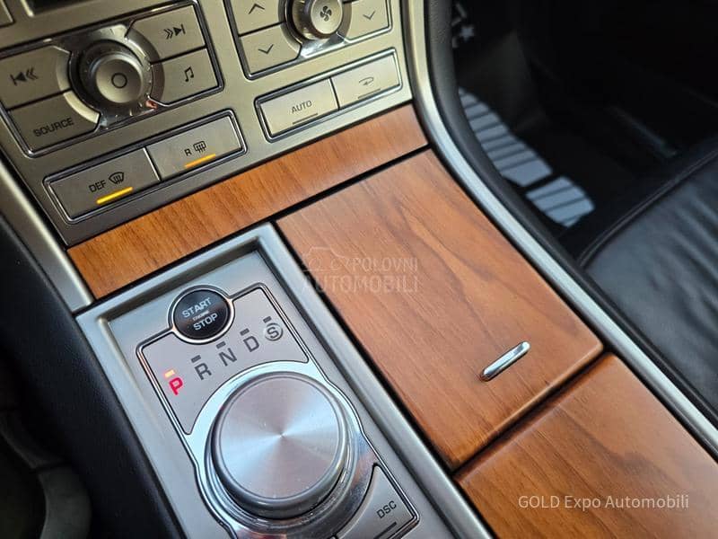 Jaguar XF 3.0D V6 PREMIUM LUX