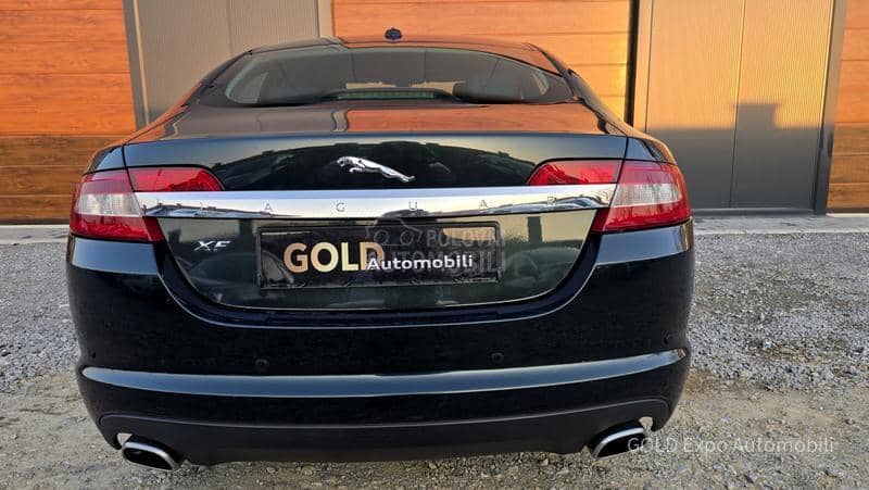Jaguar XF 3.0D V6 PREMIUM LUX