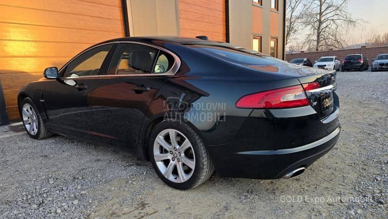 Jaguar XF 3.0D V6 PREMIUM LUX