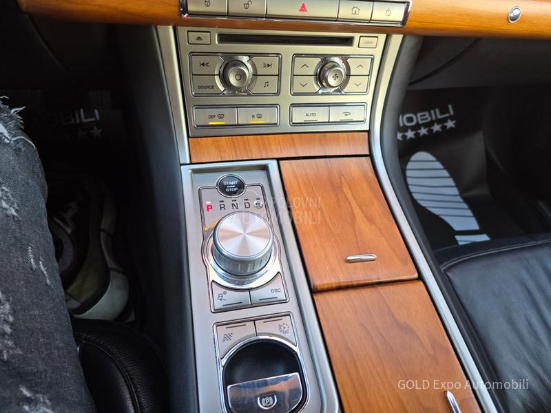 Jaguar XF 3.0D V6 PREMIUM LUX