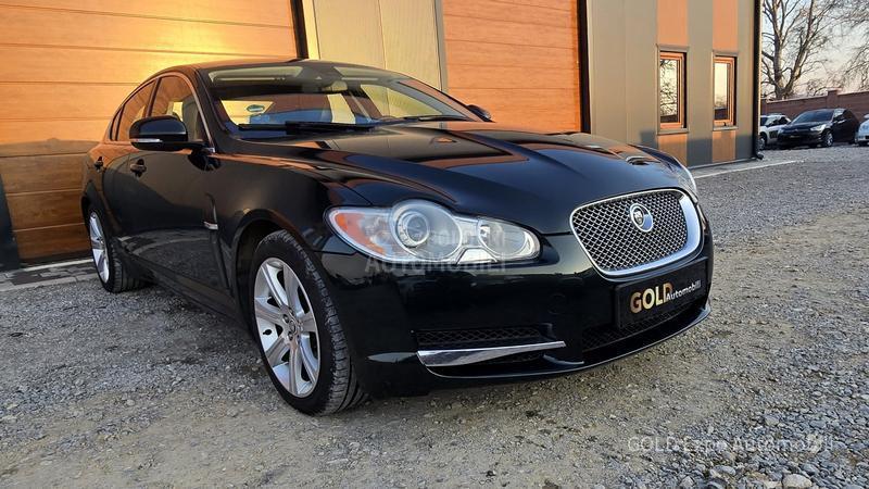 Jaguar XF 3.0D V6 PREMIUM LUX