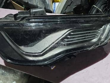 desni far led za Audi A3