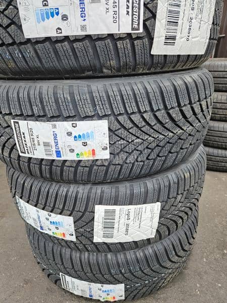 Bridgestone 215/45 R20 Sve sezone