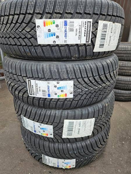 Bridgestone 215/45 R20 Sve sezone