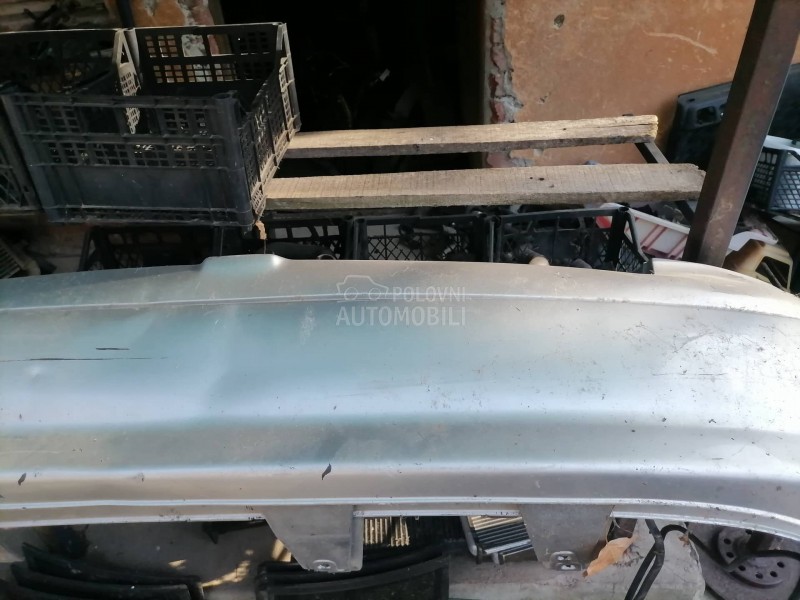 Zadnji branik za hadzbek