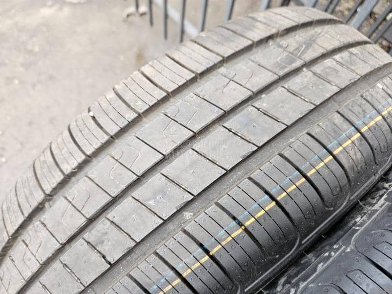 Goodyear 195/60 R18 Letnja