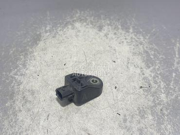 SENZOR AIRBAGA za Toyota RAV 4