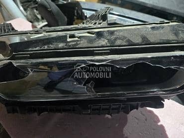 desni far g70 za BMW Serija 7