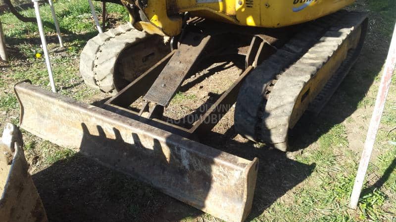 Komatsu PC 27 R 3 tone