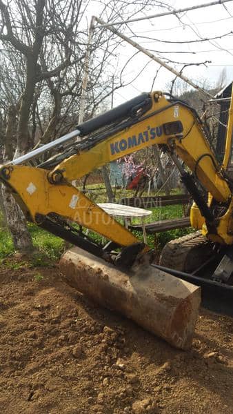 Komatsu PC 27 R 3 tone