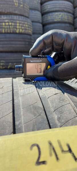 Michelin 215/60 R17 Letnja