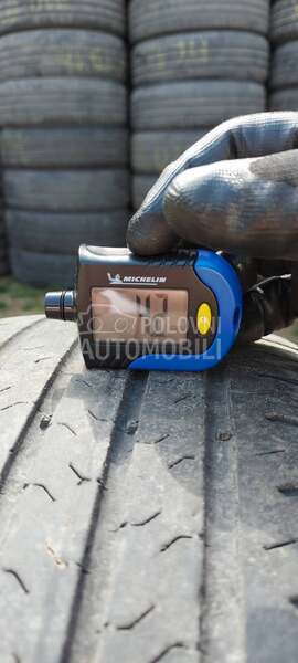 Continental 215/60 R16 Letnja