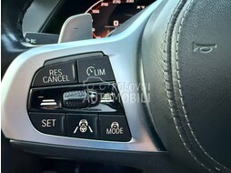 BMW X7 M50d xDrive slika 18