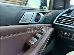BMW X7 M50d xDrive slika 19