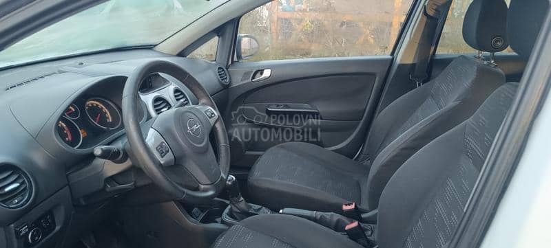 Opel Corsa D 