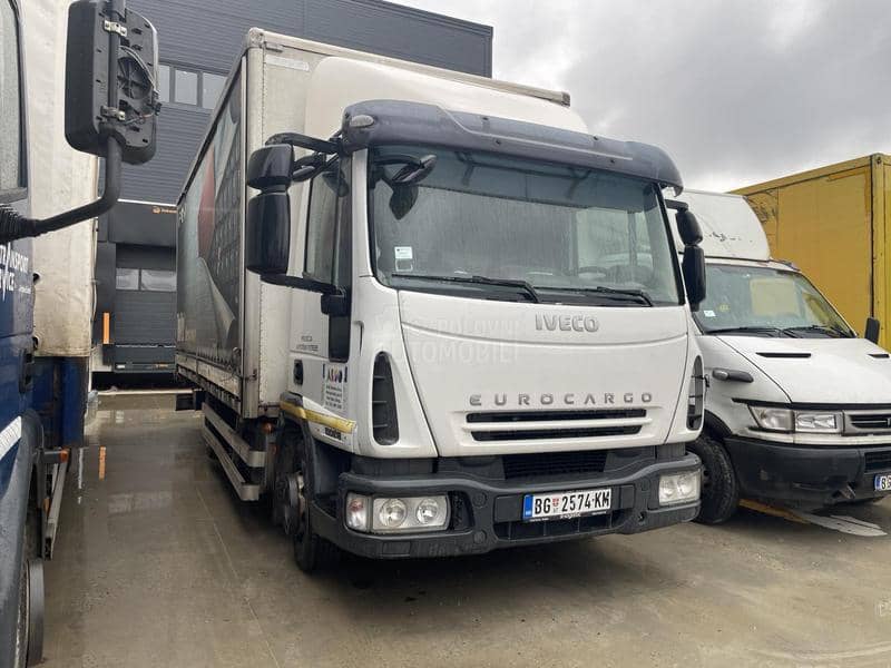 Iveco 7 Kamiona sa poslom