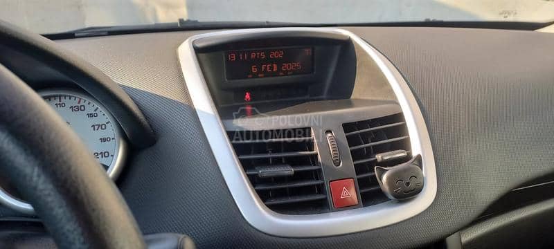 Peugeot 207 1.4