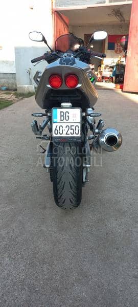 Yamaha FZS 1000