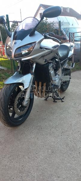 Yamaha FZS 1000