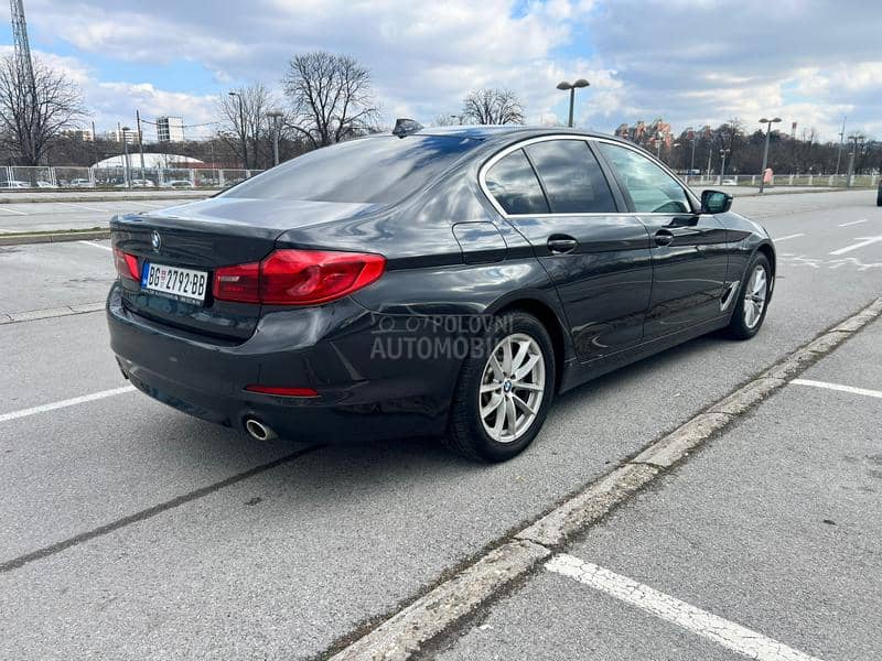 BMW 518 
