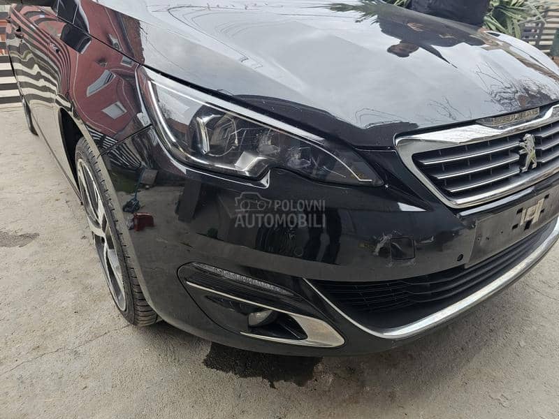 Peugeot 308 -  kompletan auto u delovima