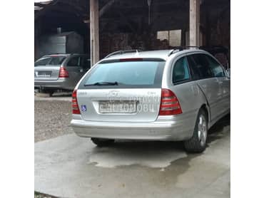 Mercedes Benz C Klasa -  kompletan auto u delovima