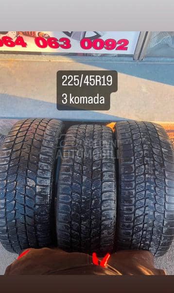 Bridgestone 225/45 R19 Zimska