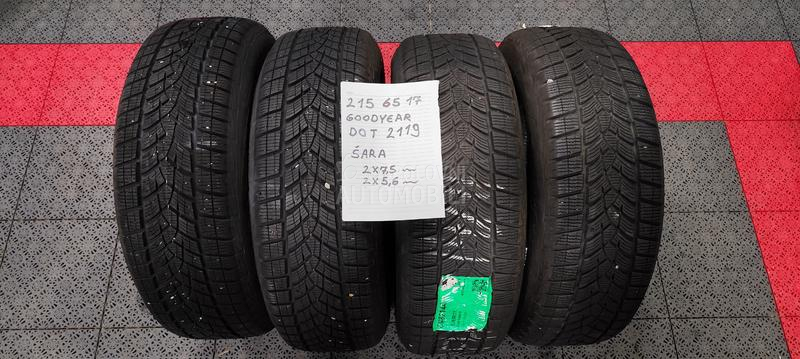Goodyear 215/65 R17 Zimska