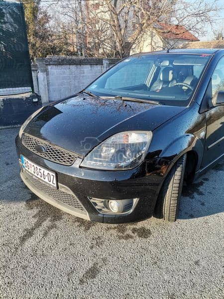 Ford Fiesta ST150